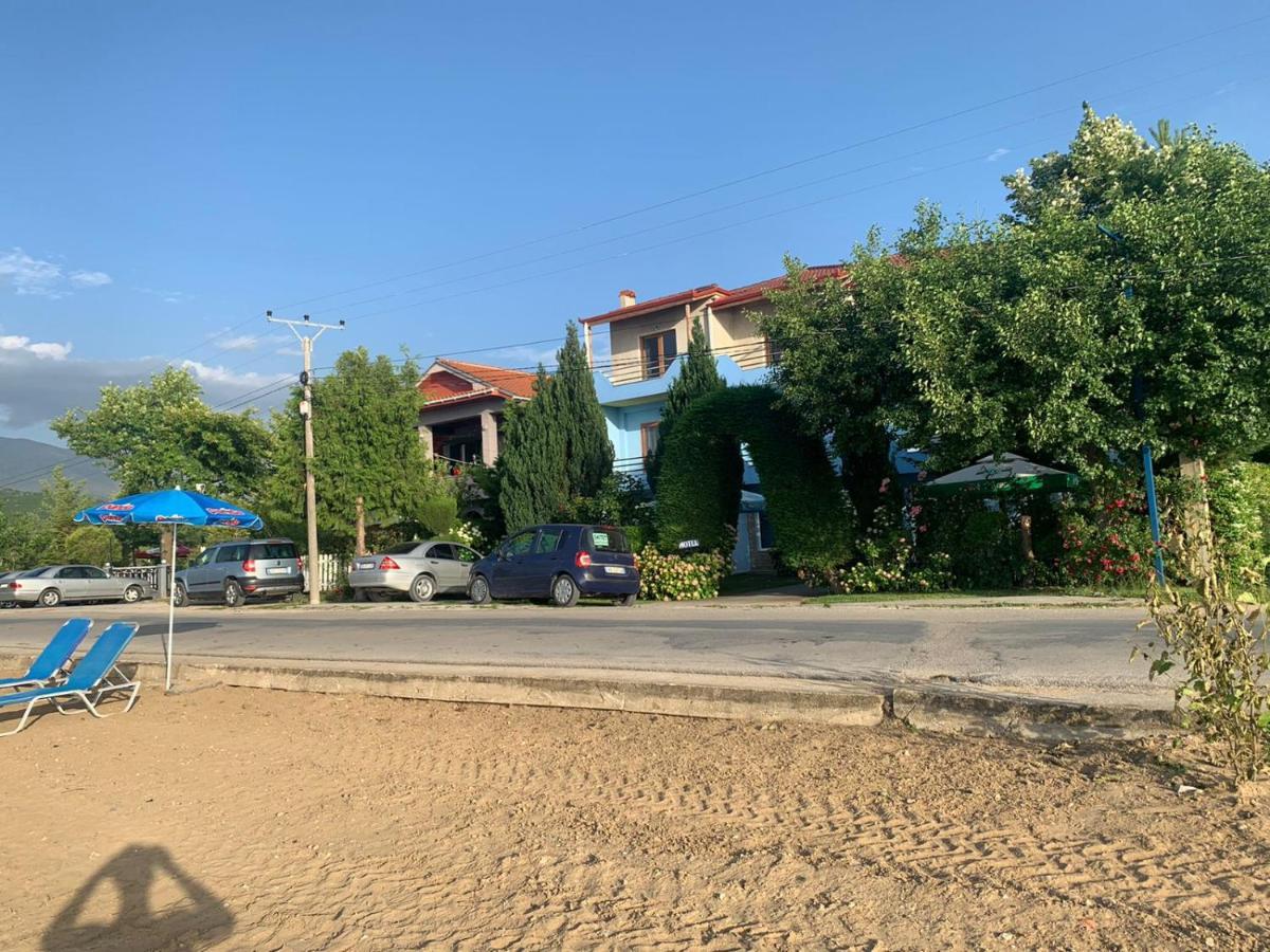 Vila Deni Tushemisht Экстерьер фото